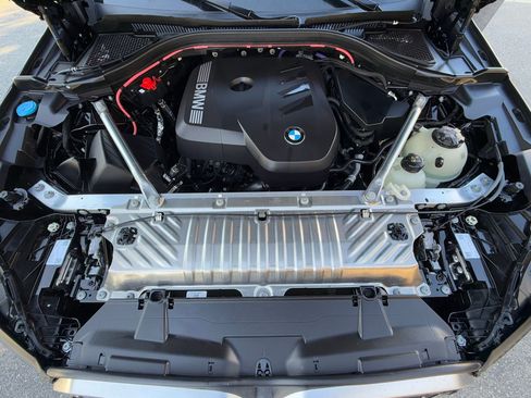 Used 2025 BMW X3 xDrive30i w/ Premium Package image 32