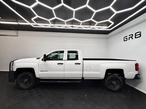 Used 2016 Chevrolet Silverado 2500 W/T w/ Snow Plow Prep Package AWD/4WD image 4