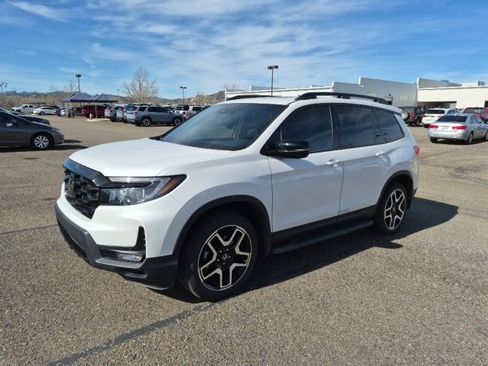 Used 2023 Honda Passport Elite image 9