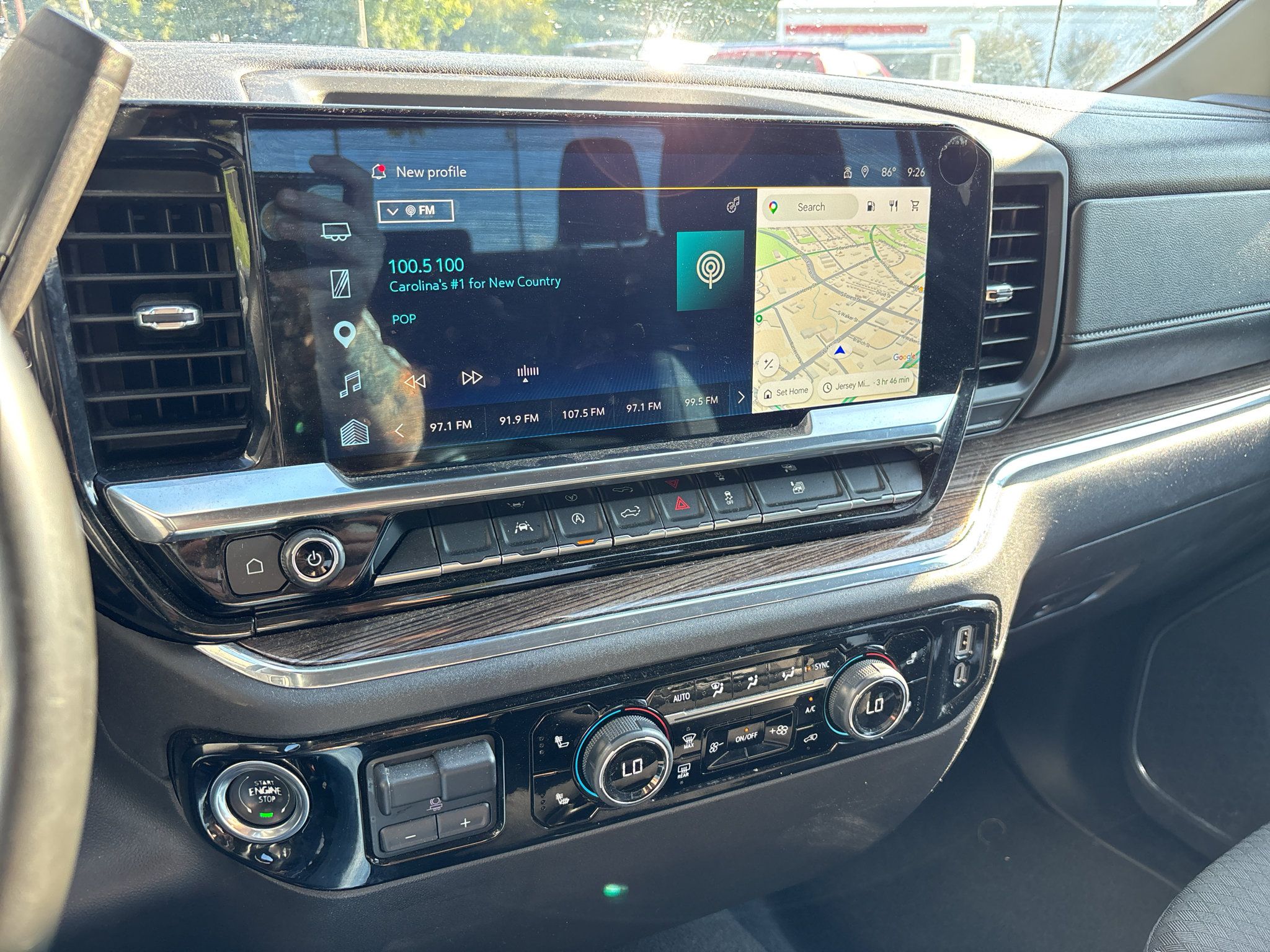 Used 2025 Chevrolet Silverado 1500 LT AWD/4WD image 21