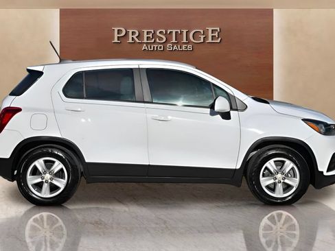 Used 2014 Chevrolet Traverse LS FWD image 13