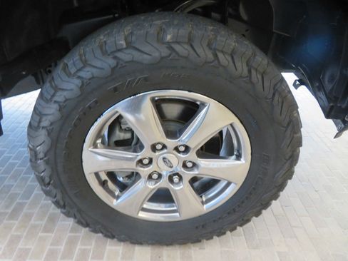 Used 2019 Ford F150 XLT w/ Equipment Group 302A Luxury image 10