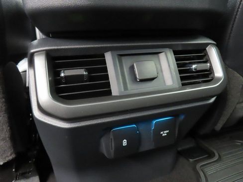 Used 2024 Ford F150 Lariat image 11