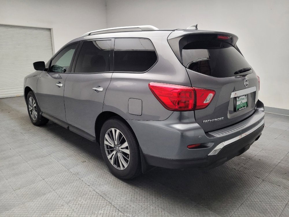 Used 2020 Nissan Pathfinder S FWD image 5