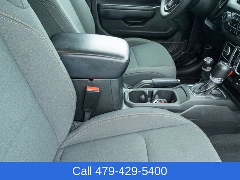 Used 2024 Jeep Wrangler Unlimited Sport AWD/4WD image 44