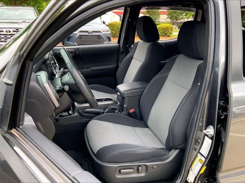 Used 2023 Toyota Tacoma TRD Sport w/ Advanced Technology Package AWD/4WD image 8