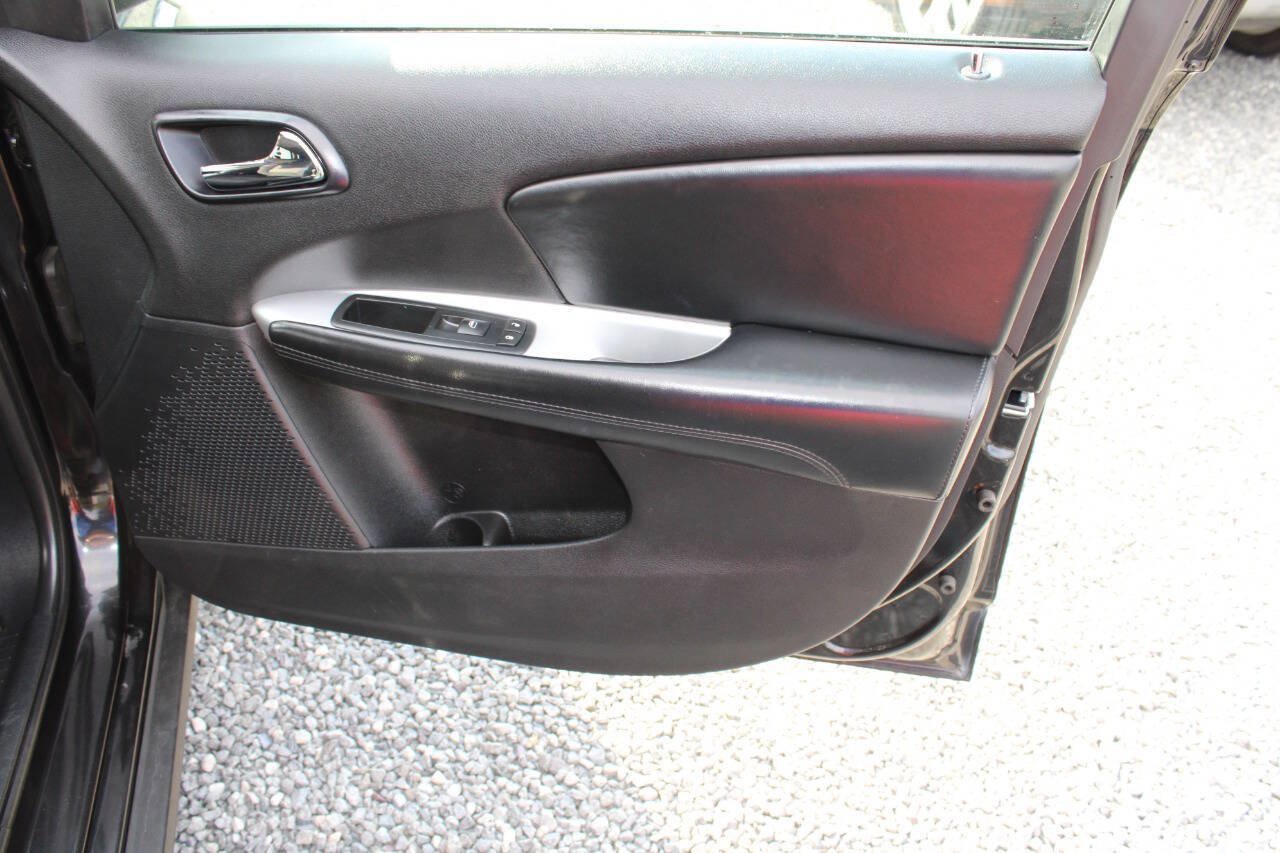 Used 2012 Dodge Journey SXT w/ Popular Equipment Group FWD image 20