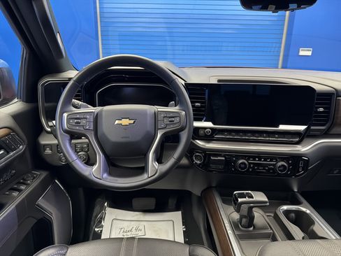 Used 2023 Chevrolet Silverado 1500 High Country w/ High Country Premium Package image 28