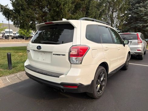 Used 2018 Subaru Forester 2.5i Premium w/ Protection Package #1 AWD/4WD image 3