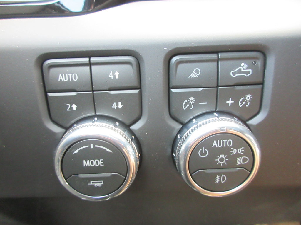New 2026 GMC Sierra 1500 AT4 AWD/4WD image 17