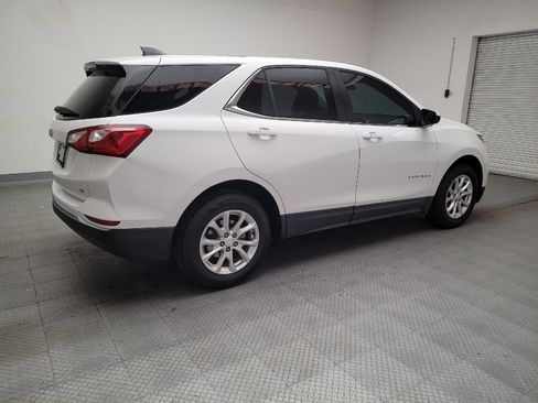 Used 2018 Chevrolet Equinox LT FWD image 10