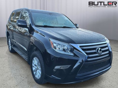 Used 2015 Lexus GX 460 w/ Premium Package image 3