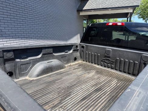 Used 2018 Chevrolet Silverado 1500 LT w/ Texas Edition image 7