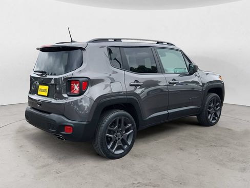 Used 2021 Jeep Renegade Latitude AWD/4WD image 5