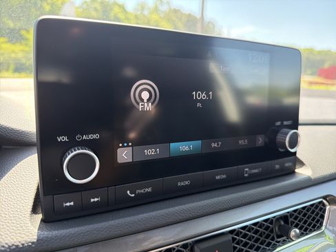 Used 2023 Acura Integra image 7