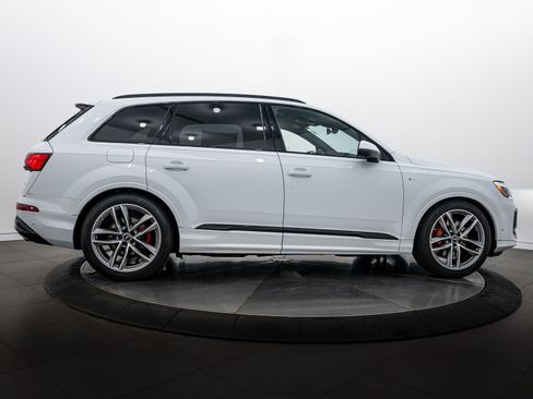New 2026 Audi Q7 3.0T Prestige AWD/4WD image 3