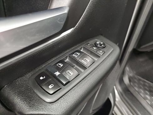 Used 2020 RAM 1500 Big Horn AWD/4WD image 12