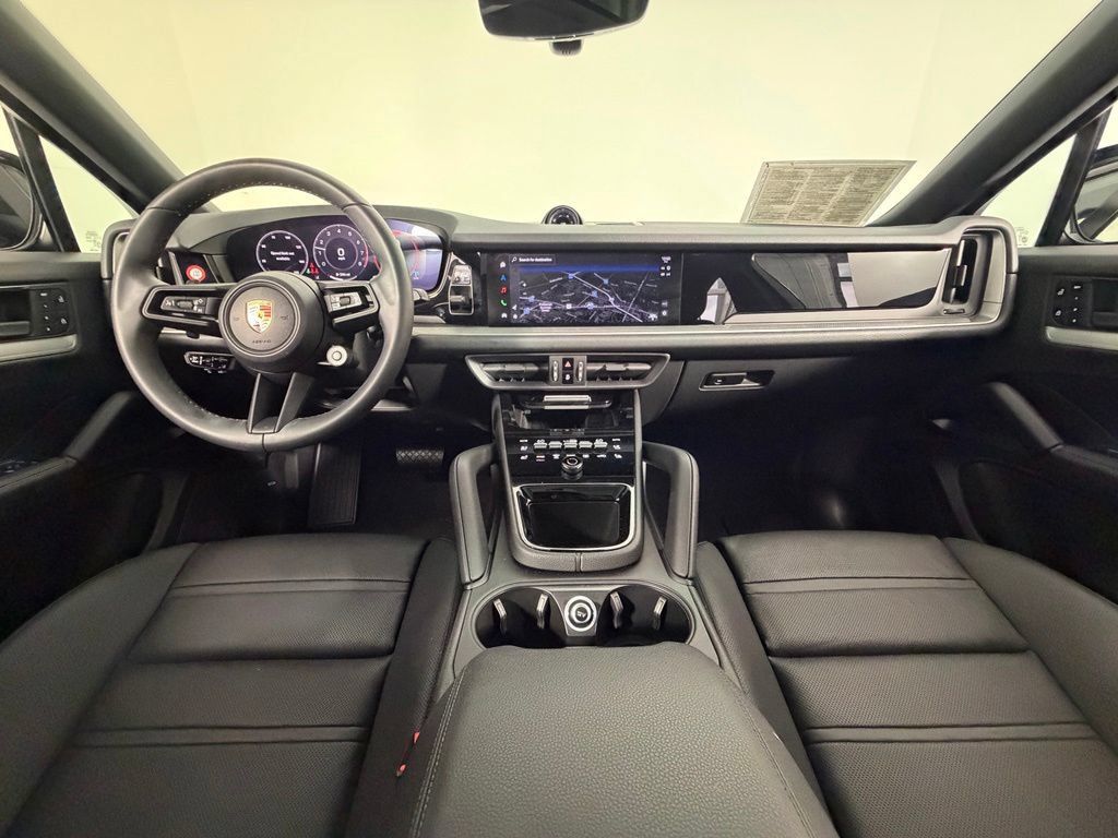 Certified 2026 Porsche Cayenne Coupe AWD/4WD image 16