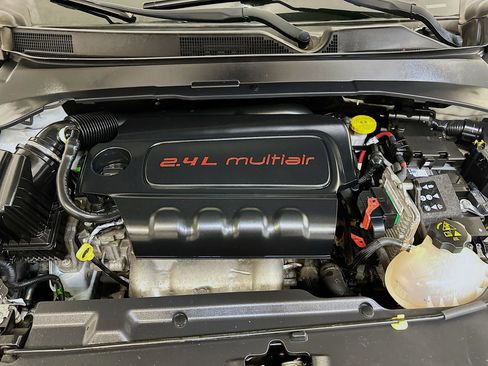 Used 2018 Jeep Compass Limited AWD/4WD image 34