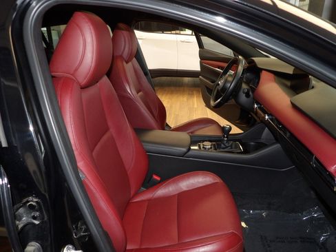 Used 2023 MAZDA MAZDA3 s image 14