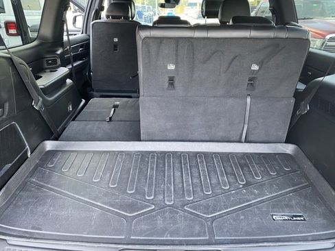 Used 2023 Jeep Wagoneer Series II image 26