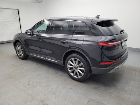 Used 2022 Lincoln Corsair AWD w/ Premium Package image 3