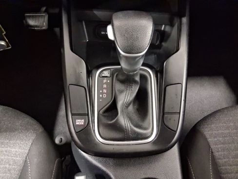 Used 2020 Kia Soul S FWD image 25