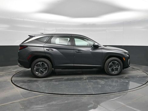 New 2026 Hyundai Tucson Blue SE image 9