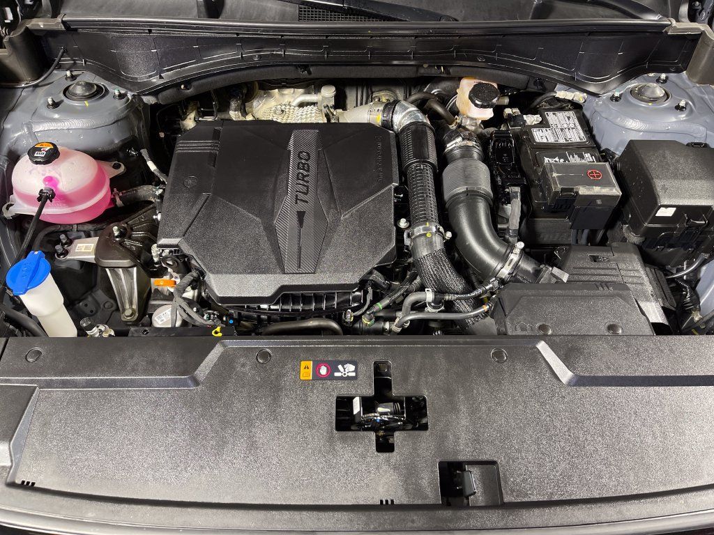 Certified 2026 Hyundai Santa Fe SEL FWD image 10