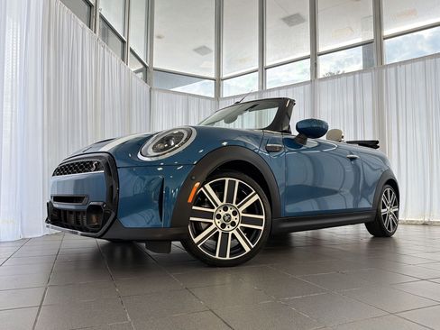 Certified 2024 MINI Cooper S image 38