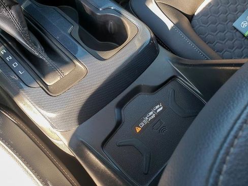 Used 2022 Chevrolet Colorado Z71 image 14