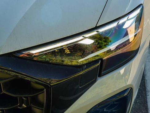 New 2026 Audi Q8 Premium Plus image 8