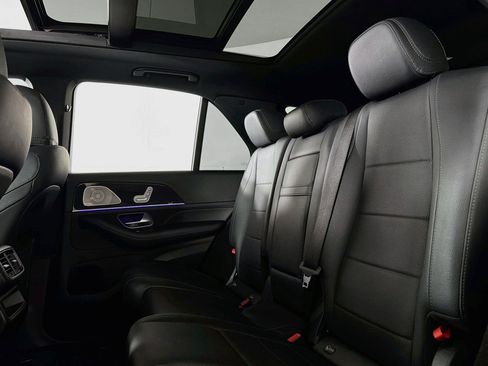 Certified 2023 Mercedes-Benz GLE 350 w/ 3rd Row Seat Package image 9