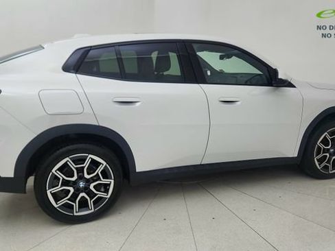 Used 2026 BMW X2 xDrive28i AWD/4WD image 6