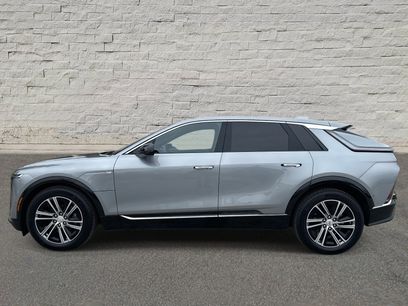 New 2025 Cadillac Lyriq Luxury