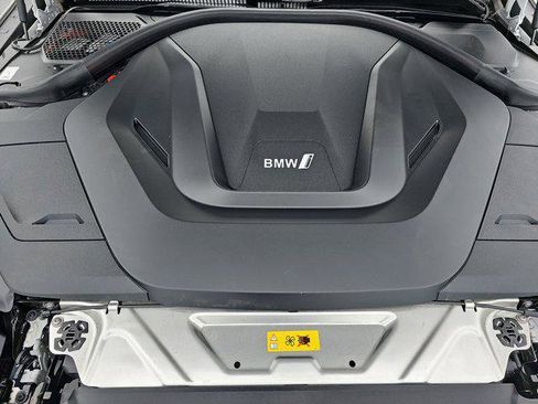 Certified 2023 BMW i4 eDrive35 w/ Premium Package image 31