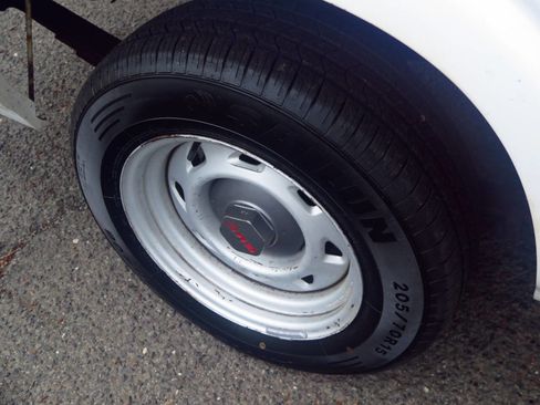 Used 2003 GMC Sonoma SL RWD image 27