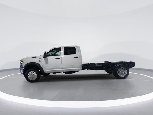New 2026 RAM 4500 Tradesman image 5