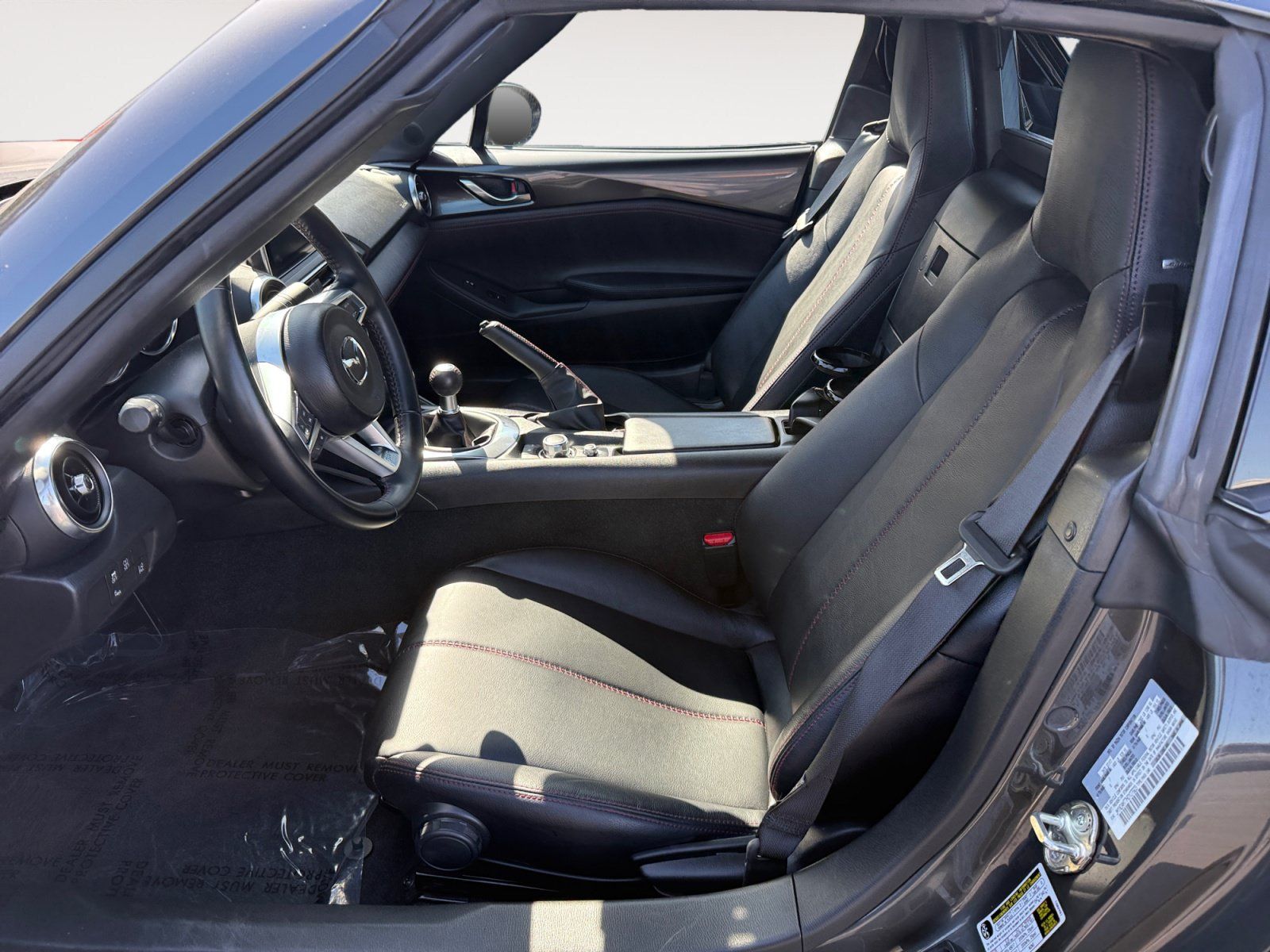 Used 2017 MAZDA MX-5 Miata RF Grand Touring RWD image 10