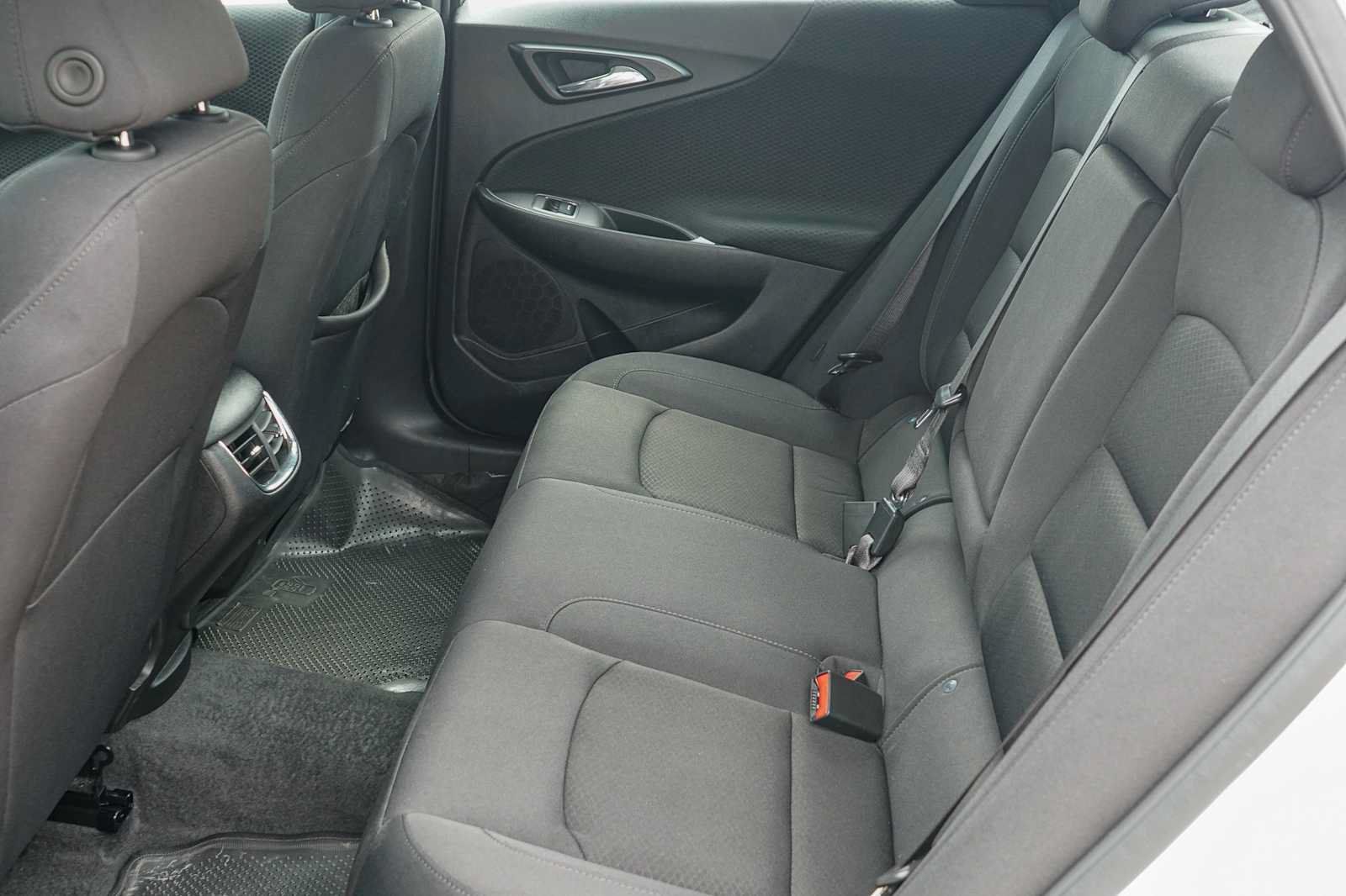 Used 2025 Chevrolet Malibu LT FWD image 20