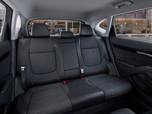 New 2025 Kia Seltos X-Line image 16