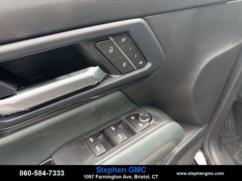 New 2026 GMC Terrain AT4 w/ Convenience Package III AWD/4WD image 14