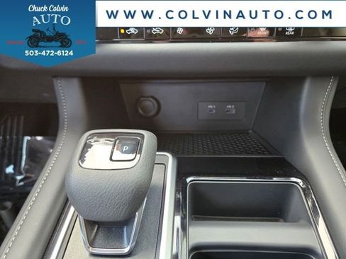 New 2025 Nissan Pathfinder SV image 41