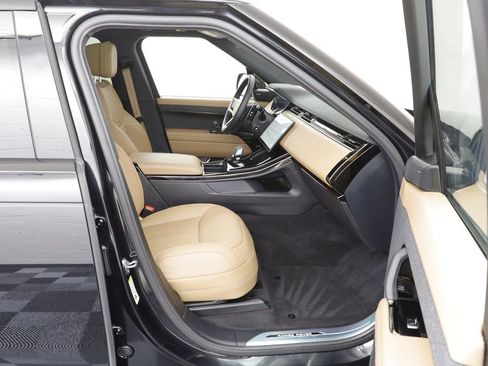 Used 2025 Land Rover Range Rover Sport SE image 20