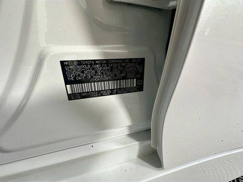 Used 2023 Lexus IS 300 w/ Premium Package image 12