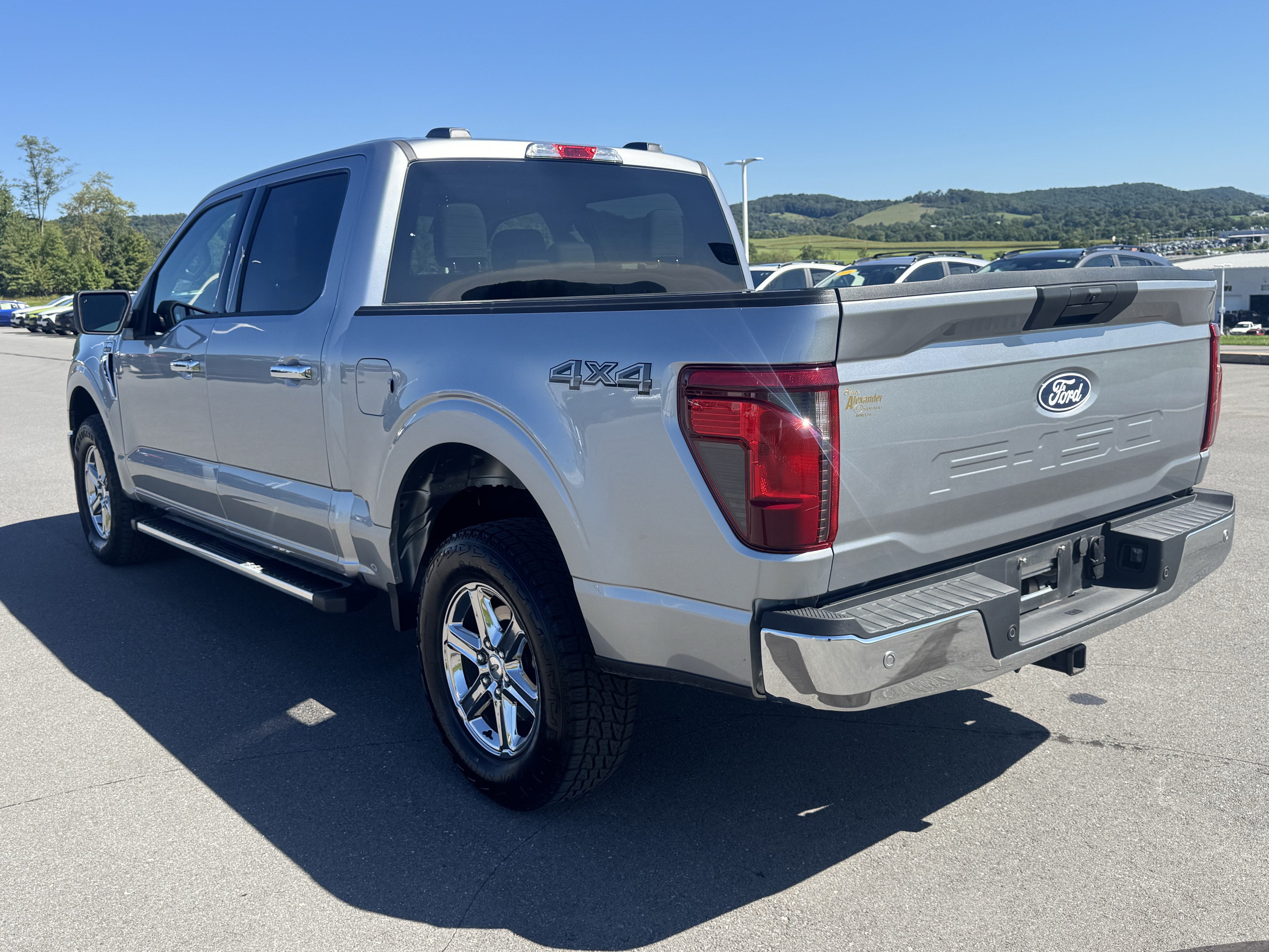 Used 2025 Ford F150 XLT w/ Equipment Group 301A Standard AWD/4WD image 6