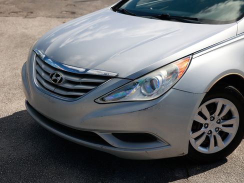 Used 2011 Hyundai Sonata GLS image 29