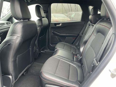 Used 2025 Ford Escape ST-Line w/ Equipment Group 301A image 13