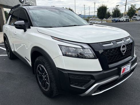 Used 2024 Nissan Pathfinder Rock Creek image 9