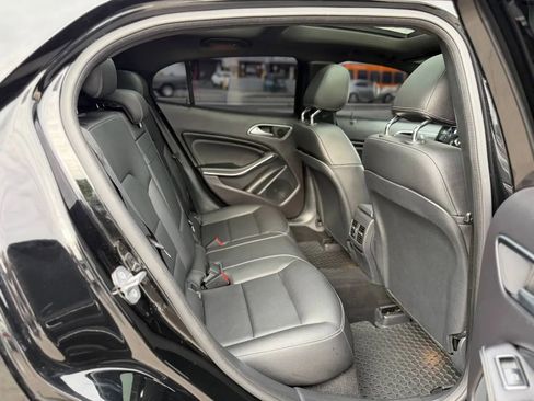 Used 2019 Mercedes-Benz GLA 250 image 32